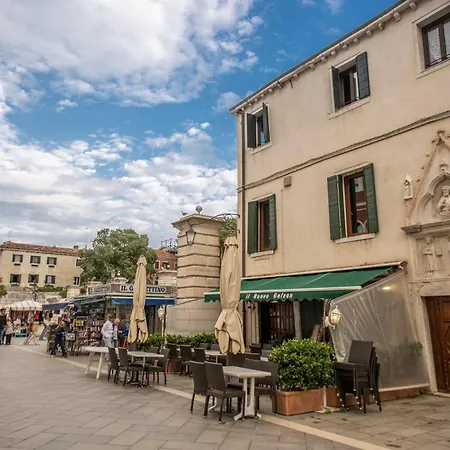 Stunning Venetian By Biennale Gardens *