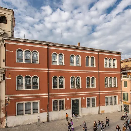 Stunning Venetian By Biennale Gardens