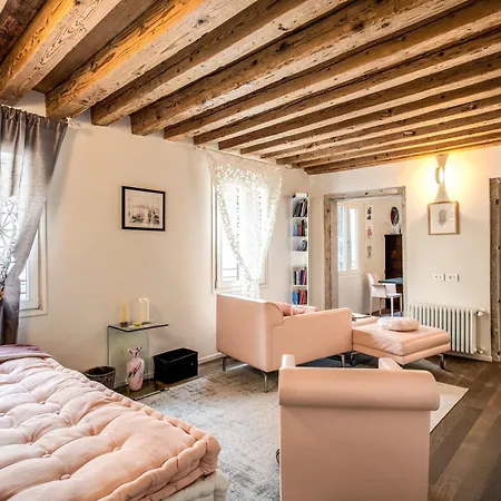 Stunning Venetian By Biennale Gardens Apartman Velence