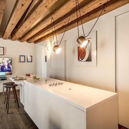 Apartamento Stunning Venetian By Biennale Gardens Veneza